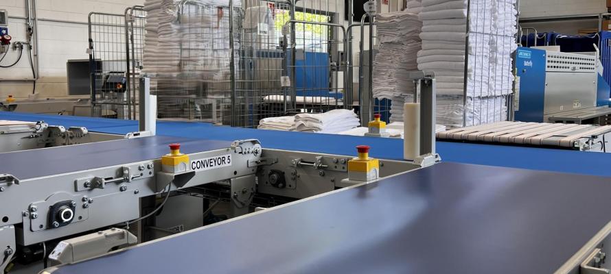lavanderia-industriale-lavajet-novedrate